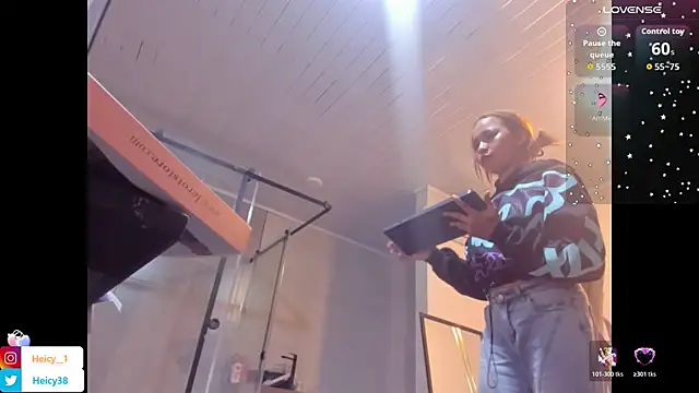 Heicy_のライブXXXチャット