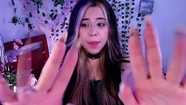 Chat +18 de Kittyuwu_ ao vivo