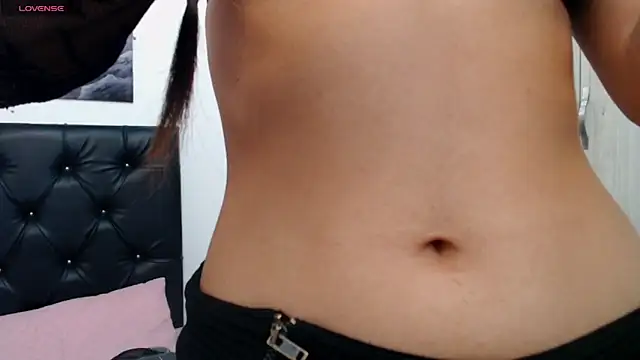 pinky_f00x Chat XXX in diretta