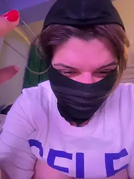 AlivePoor Adlı Modelin Web Kamerası Şovu