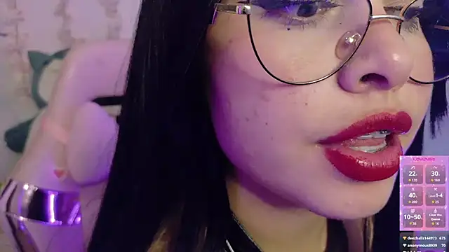 Haelycute Adlı Modelin Canlı XXX Sohbeti