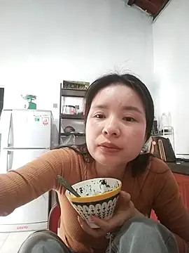 Ivy_Trix2's Live XXX Chat