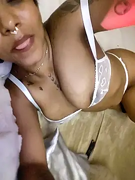 Show Webcam de Kandeefooxxx