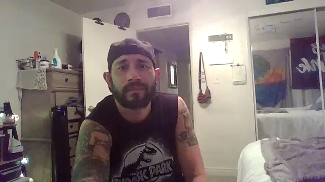 TheDaddio03のライブXXXチャット