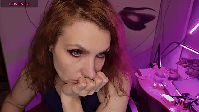 JohansonKatie Live XXX-Chat