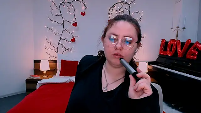 Hennessy_bunny Chat XXX in diretta