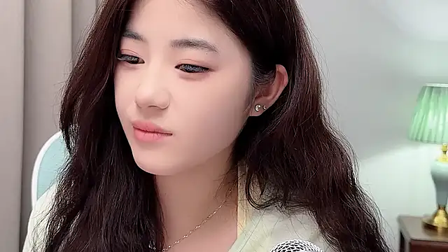 Nicole20266 在線直播表演