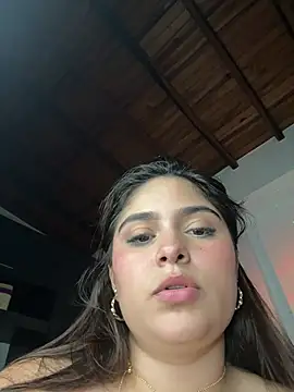 Sarasweet_sex Adlı Modelin Canlı XXX Sohbeti