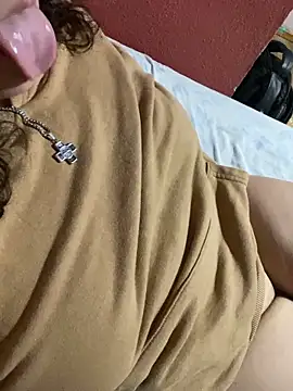 XXX chat uživo modela Solangerulo_