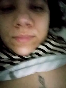 Chat +18 de Mari29patty ao vivo