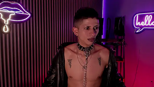 Maximoking26 Show in webcam