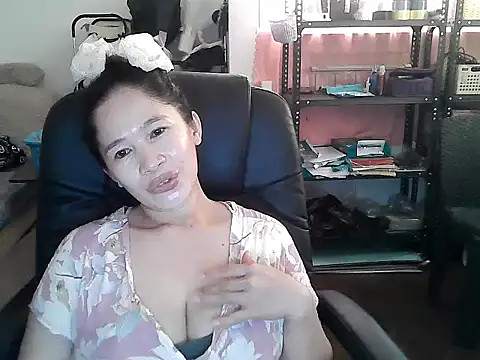 XXX chat uživo modela Alexiadreamer