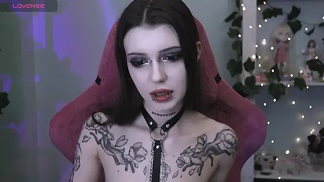 prettybones: онлайн-секс-чат