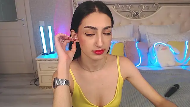 Lina_Robbins Chat XXX in diretta