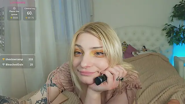 AvaSun: онлайн-секс-чат