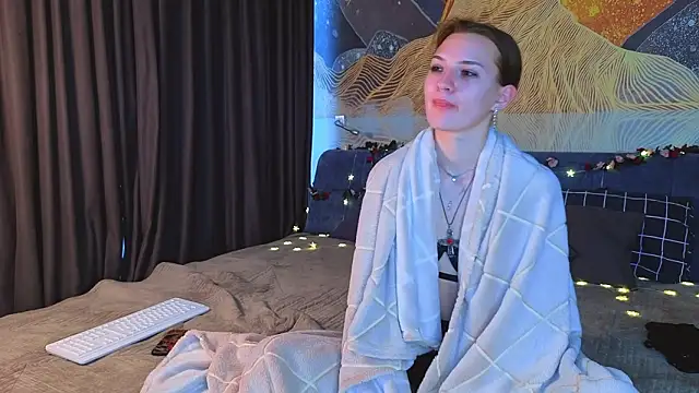 BritneySwiss 现场XXX聊天