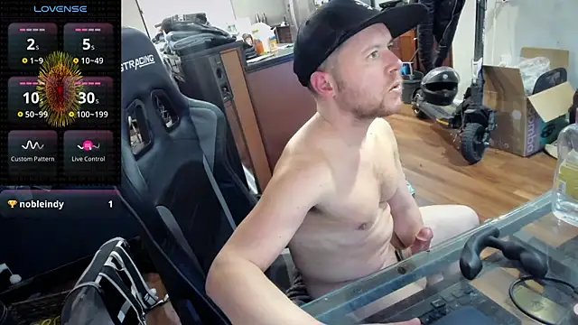 Chat XXX en directo de aaron_s_x