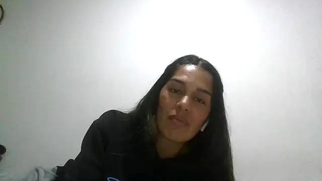 Juanabrunette7 Chat XXX in diretta