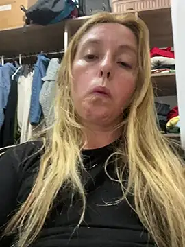 moniquerainx's Live XXX Chat