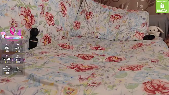 _M_i_a___ 即時 XXX 聊天