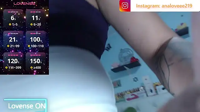 ana_studio's Live XXX Chat