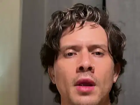 mcklister_kinky_feets Show Webcam