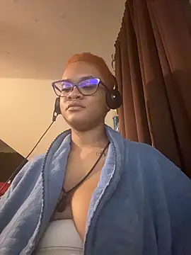 Živý XXX chat nickytheehawtie