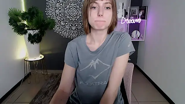 EchoScribe Adlı Modelin Canlı XXX Sohbeti