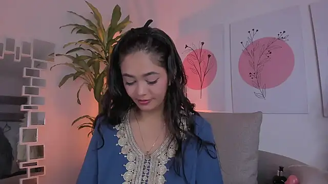 azzahara069 Adlı Modelin Web Kamerası Şovu