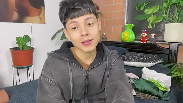 Chat XXX en directo de Andy_Belier23