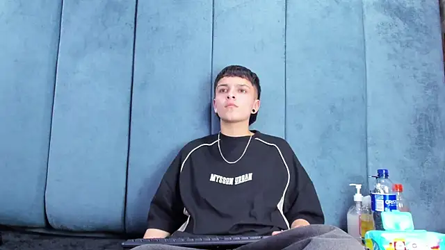 Megan_Thompson_'s Live XXX Chat