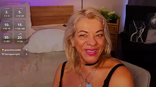 AnittaHarris_ Chat XXX in diretta