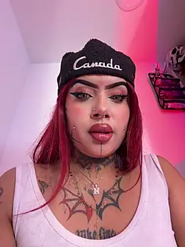 Chat XXX ao vivo de LauriInk1