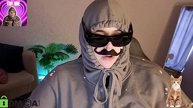 Mia_R0ss Chat XXX in diretta