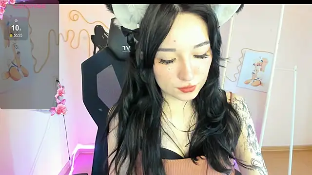 AliceeinWonderlandddn Live XXX chat