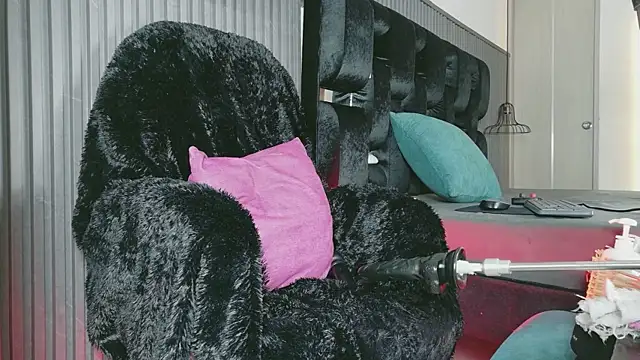 Онлайн чат XXX levana1