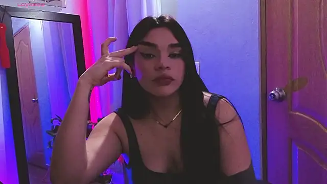 Veronica_111 লাইভ XXX চ্যাট