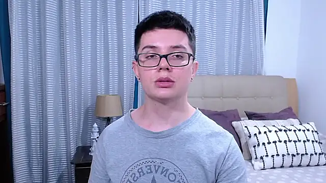 BlackFoXXX69's Live XXX Chat