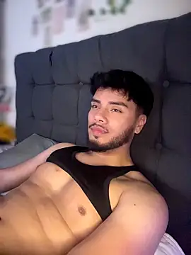 Chatroom XXX en direct de kryzthian_Olrox