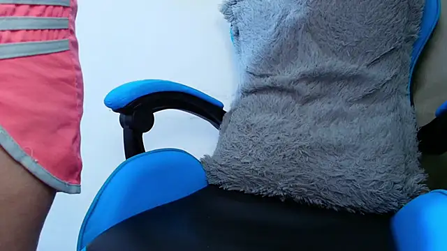 klylls_squirt_'s Live XXX Chat