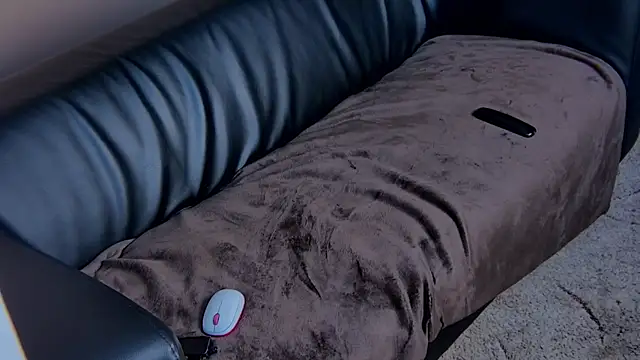 Chat +18 de Cosmic_Sia ao vivo