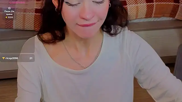 Вебкам-шоу Adetta