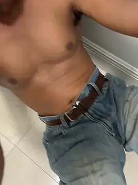 Show de ZF-Athlete na webcam