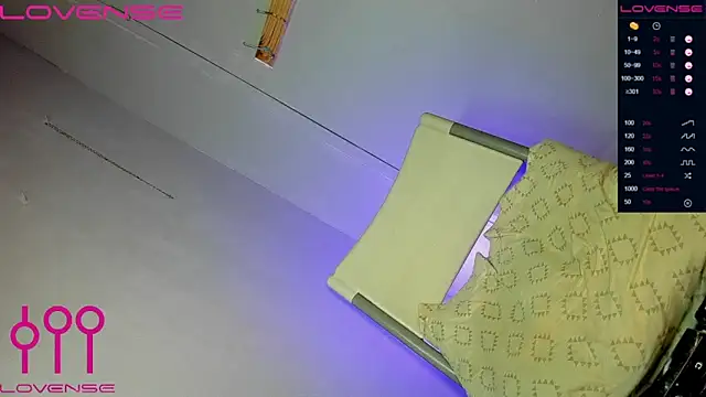 anitacruise: онлайн-секс-чат