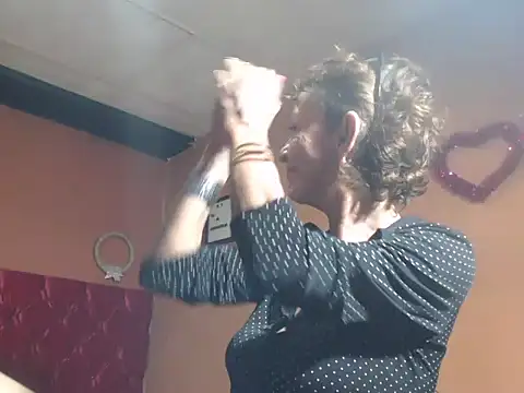 แชท XXX สดของ Perla_wondEr