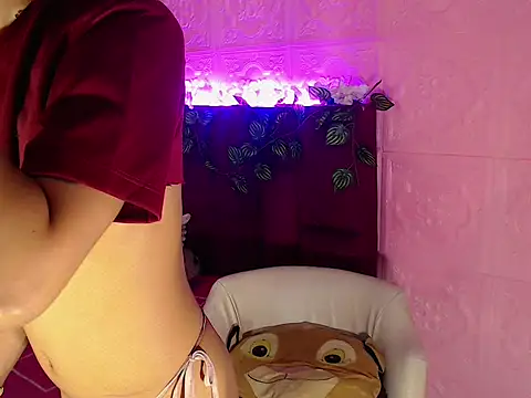 kendall18_xxx's Webcam Show