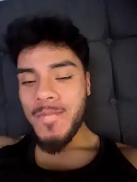 แชท XXX สดของ kryzthian_Olrox