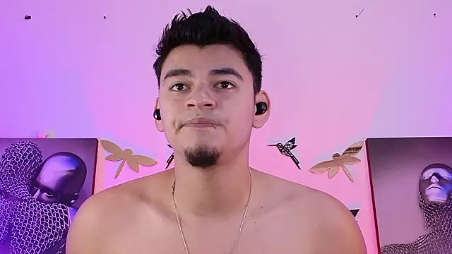 แชท XXX สดของ VikoHands