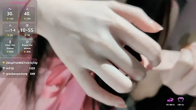 sansan-666 即時 XXX 聊天