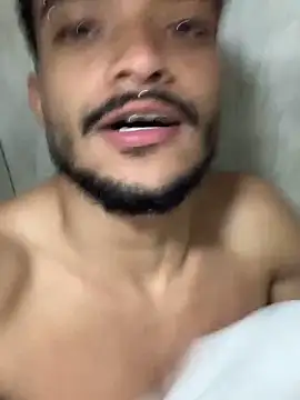 Show modela eross_chipre_ na web-kameri